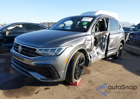 2023 Volkswagen Tiguan 2.0T Se R-Line Black z USA, uszkodzony, nr VIN 3VVCB7AX9PM134364